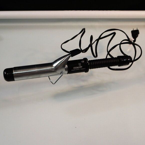 Conair Instant Heat Curling Iron 1.5 Inch Curling Iron Wand Loose Curls - Picture 1 of 7